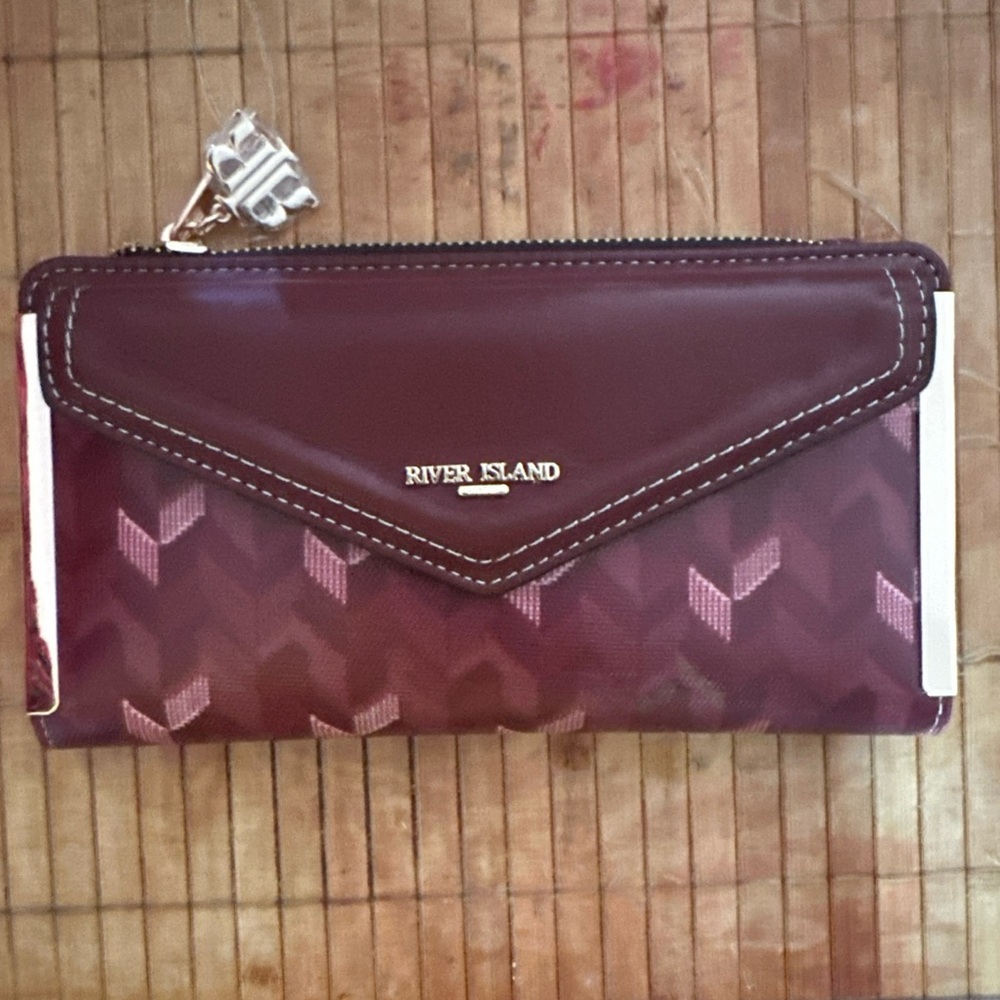 River Island Women’s Burgundy Wallet/Mini purse